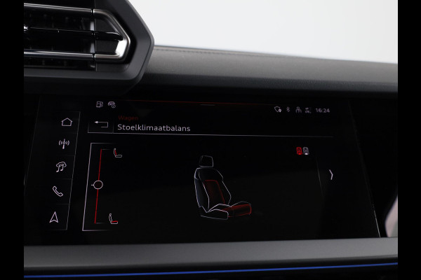 Audi A3 Sportback 45 TFSI e S edition Competition 272pk | Panoramadak | Sonos Premium Audio | 19 inch Lichtmetalen velgen | Parkeercamera