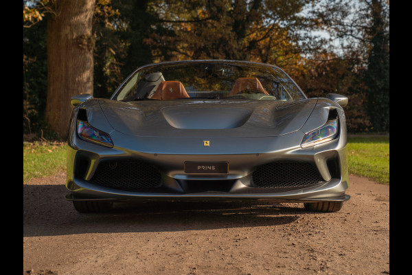 Ferrari F8 Spider 3.9 V8 HELE | Atelier Car | Grigio Coburn | Daytona Racing Seats | Lift | Pass. display