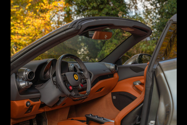 Ferrari F8 Spider 3.9 V8 HELE | Atelier Car | Grigio Coburn | Daytona Racing Seats | Lift | Pass. display