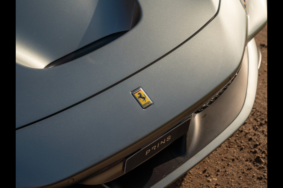 Ferrari F8 Spider 3.9 V8 HELE | Atelier Car | Grigio Coburn | Daytona Racing Seats | Lift | Pass. display