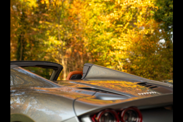 Ferrari F8 Spider 3.9 V8 HELE | Atelier Car | Grigio Coburn | Daytona Racing Seats | Lift | Pass. display