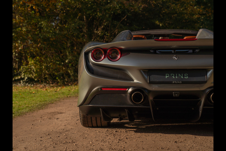 Ferrari F8 Spider 3.9 V8 HELE | Atelier Car | Grigio Coburn | Daytona Racing Seats | Lift | Pass. display