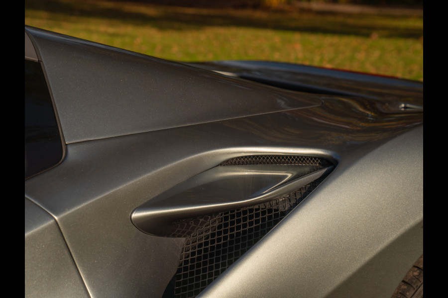 Ferrari F8 Spider 3.9 V8 HELE | Atelier Car | Grigio Coburn | Daytona Racing Seats | Lift | Pass. display