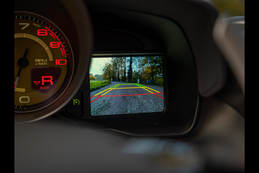 Ferrari F8 Spider 3.9 V8 HELE | Atelier Car | Grigio Coburn | Daytona Racing Seats | Lift | Pass. display