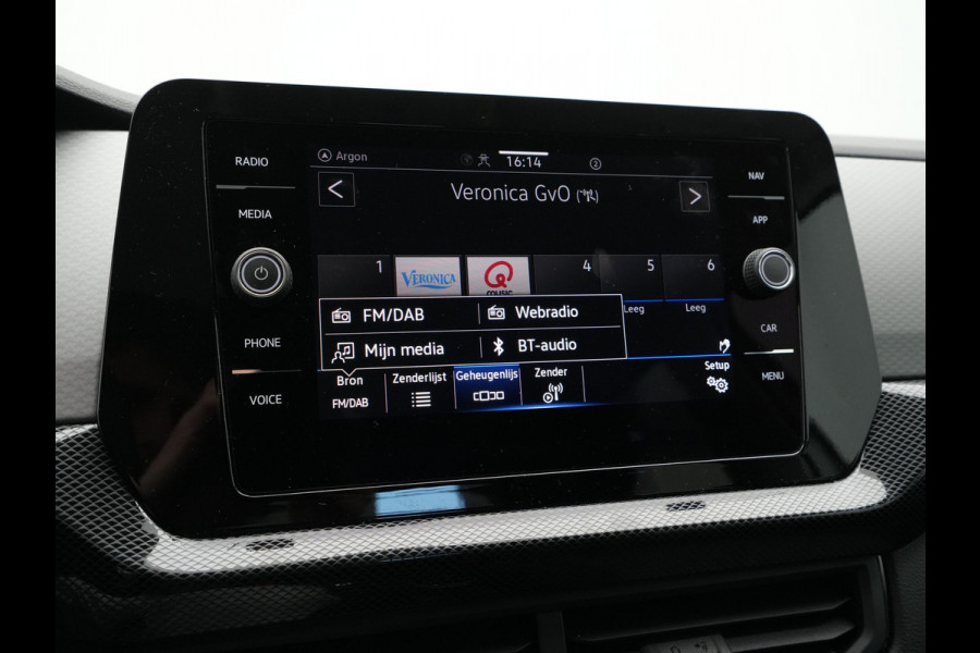 Volkswagen T-Cross 1.0 TSI 115pk DSG Life Edition Navigatie Camera Stoelverwarming Acc 241