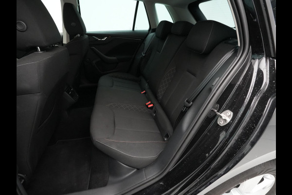 Škoda Kamiq 1.0 TSI 110pk Ambition Navi via app Cruise Pdc Lm velgen 300