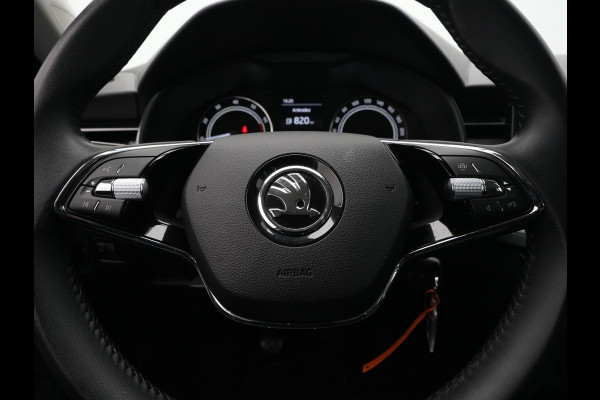 Škoda Kamiq 1.0 TSI 110pk Ambition Navi via app Cruise Pdc Lm velgen 300