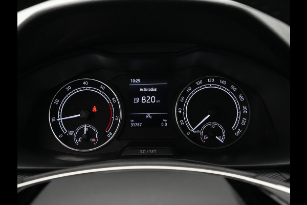 Škoda Kamiq 1.0 TSI 110pk Ambition Navi via app Cruise Pdc Lm velgen 300