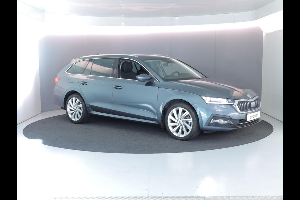 Škoda Octavia Combi 1.4 TSI iV PHEV Business Edition Plus 204pk| Navi| trekhaak| 18'LM-velgen |verwarmde stln+voorruit| SOH 94%