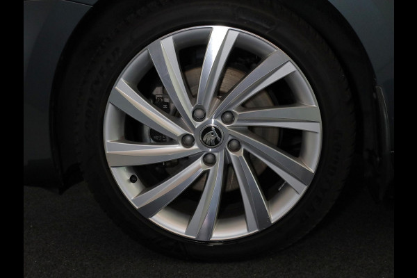 Škoda Octavia Combi 1.4 TSI iV PHEV Business Edition Plus 204pk| Navi| trekhaak| 18'LM-velgen |verwarmde stln+voorruit| SOH 94%