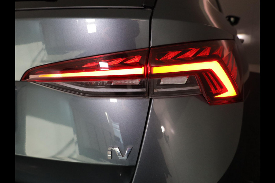 Škoda Octavia Combi 1.4 TSI iV PHEV Business Edition Plus 204pk| Navi| trekhaak| 18'LM-velgen |verwarmde stln+voorruit| SOH 94%