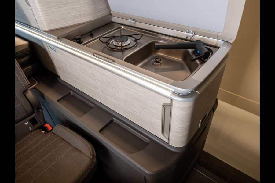 Volkswagen California Ocean eHybrid 4Motion / 245pk / Trekhaak /