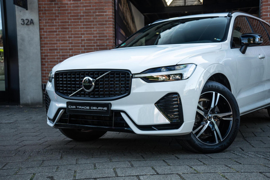 Volvo XC60 2.0 B4 R-Design Pano / Camera / Memory