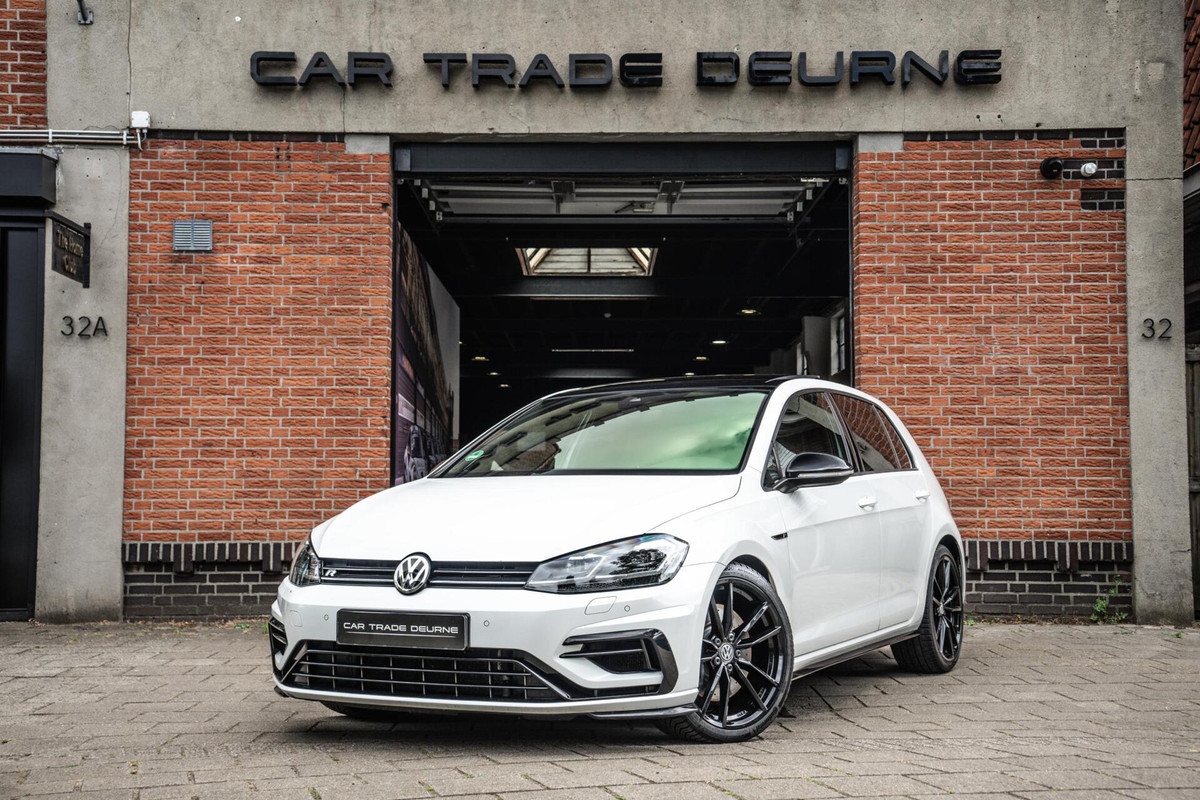 Volkswagen Golf 2.0 TSI 4Motion R Pano / Dyn / DCC