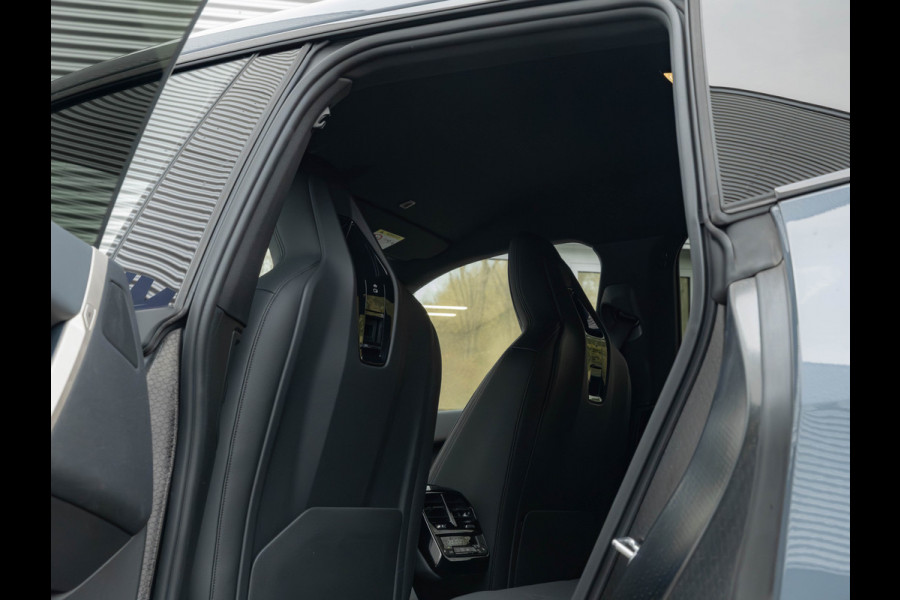 BMW iX xDrive50 - 112 kWh - Sportpakket - Driving Ass Prof - Head-up