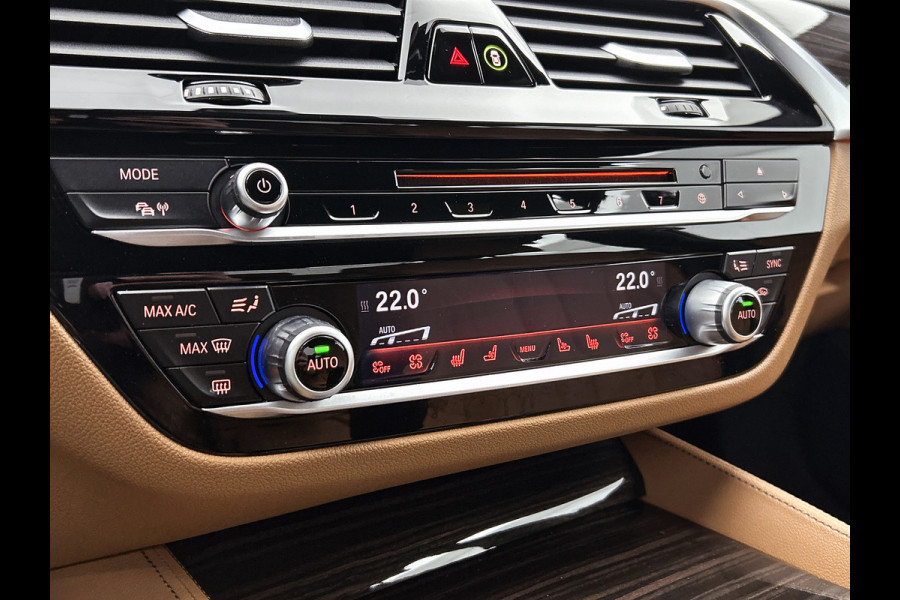 BMW 5 Serie 520d High Executive(NL-auto, Dealer OnderH, Comfort Zetels, Stuur/stoel Verwarming, 360 camera, active Cruise, Etc)