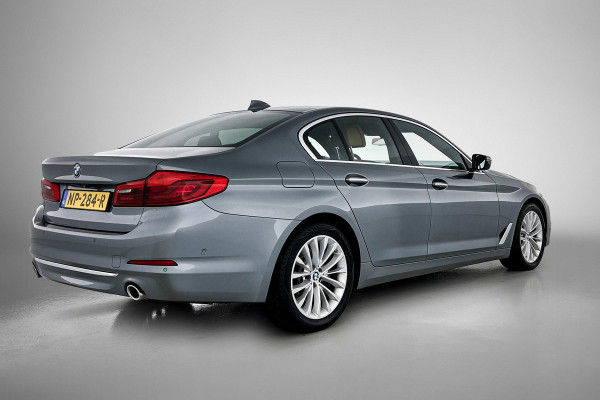 BMW 5 Serie 520d High Executive(NL-auto, Dealer OnderH, Comfort Zetels, Stuur/stoel Verwarming, 360 camera, active Cruise, Etc)