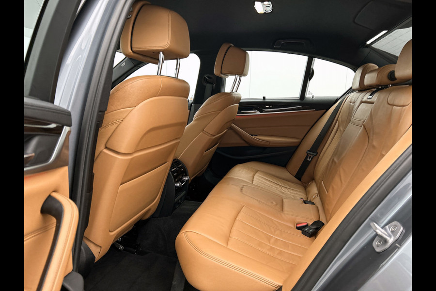 BMW 5 Serie 520d High Executive(NL-auto, Dealer OnderH, Comfort Zetels, Stuur/stoel Verwarming, 360 camera, active Cruise, Etc)