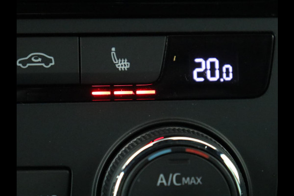 Seat Leon 1.5 TSI FR Ultimate Edition Black | 1e eigenaar | Panoramadak | Stoelverwarming | Adaptive cruise | Camera | Beats Pack | Carplay | Virtual Cockpit | Keyless | Full LED | Navigatie | Leder/Alcantara