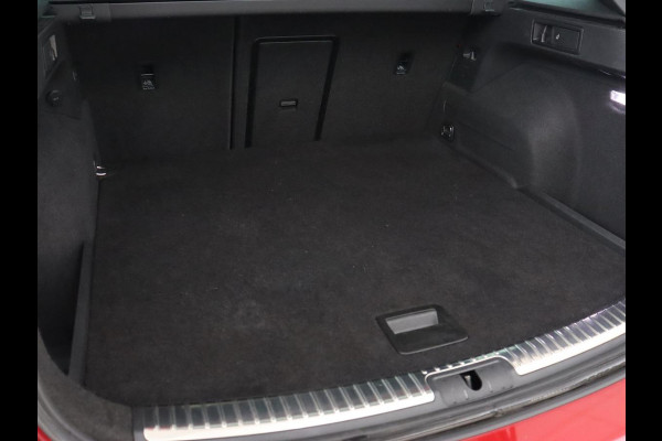 Seat Leon 1.5 TSI FR Ultimate Edition Black | 1e eigenaar | Panoramadak | Stoelverwarming | Adaptive cruise | Camera | Beats Pack | Carplay | Virtual Cockpit | Keyless | Full LED | Navigatie | Leder/Alcantara