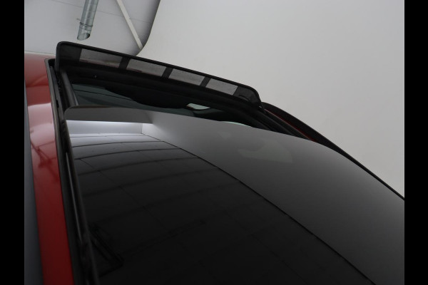 Seat Leon 1.5 TSI FR Ultimate Edition Black | 1e eigenaar | Panoramadak | Stoelverwarming | Adaptive cruise | Camera | Beats Pack | Carplay | Virtual Cockpit | Keyless | Full LED | Navigatie | Leder/Alcantara