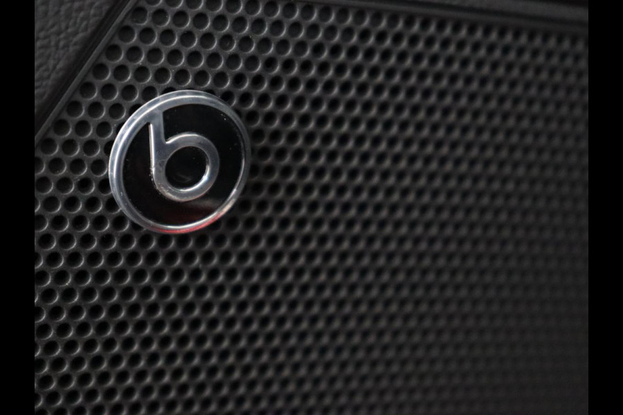 Seat Leon 1.5 TSI FR Ultimate Edition Black | 1e eigenaar | Panoramadak | Stoelverwarming | Adaptive cruise | Camera | Beats Pack | Carplay | Virtual Cockpit | Keyless | Full LED | Navigatie | Leder/Alcantara