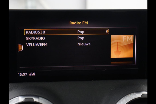 Audi Q2 35 TFSI Business Edition | Stoelverwarming | Virtual Cockpit | Full LED | Carplay | Navigatie | Climate control | Cruise control | Parkeerhulp | DAB | Bluetooth