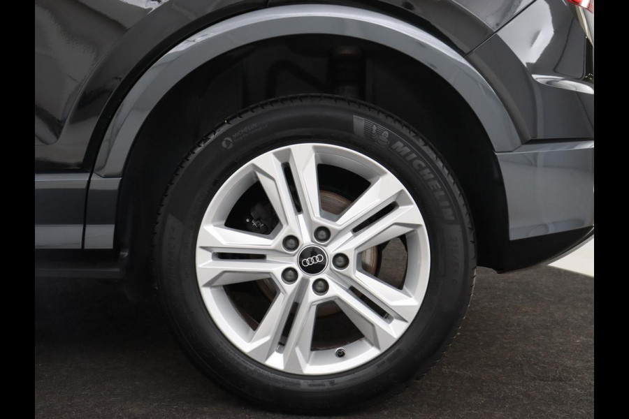 Audi Q2 35 TFSI Business Edition | Stoelverwarming | Virtual Cockpit | Full LED | Carplay | Navigatie | Climate control | Cruise control | Parkeerhulp | DAB | Bluetooth