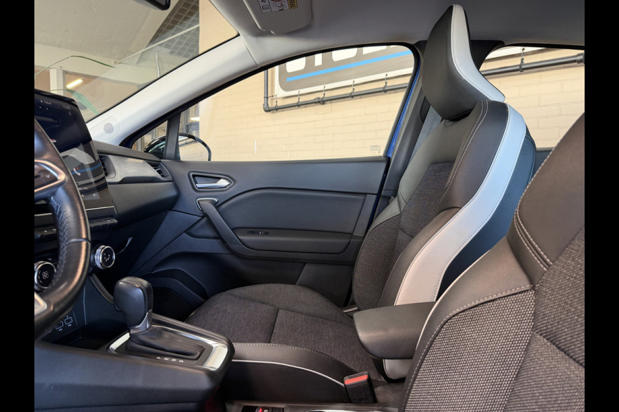 Renault Captur 1.3 TCe AUT 130 Intens | Groot Navi | Carplay | 17" | Stoelverwarming | Camera | PDC V+A | Keyless | 100% Renault onderhouden!