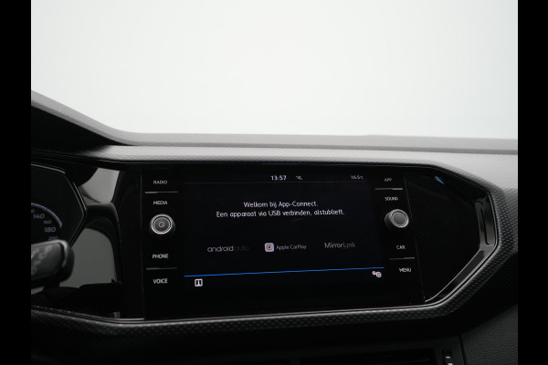 Volkswagen T-Cross 1.0 TSI 95pk Life Navi via app Pdc Acc Clima ARGON