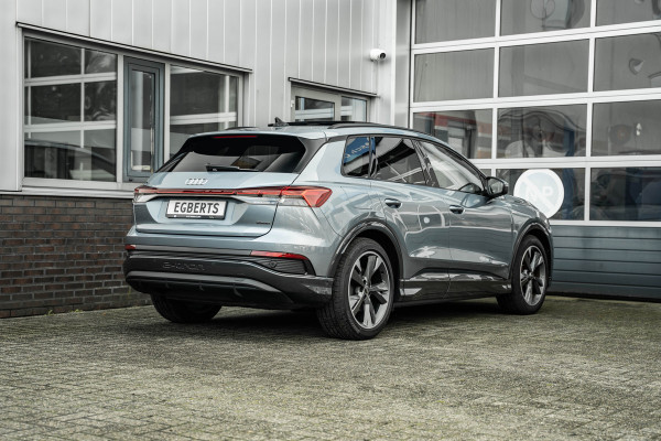 Audi Q4 e-tron 50 quattro S edition 77 kWh Matrix, ACC, Panorama, trekhaak