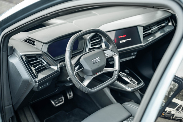 Audi Q4 e-tron 50 quattro S edition 77 kWh Matrix, ACC, Panorama, trekhaak