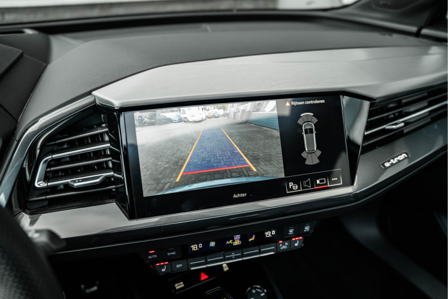 Audi Q4 e-tron 50 quattro S edition 77 kWh Matrix, ACC, Panorama, trekhaak