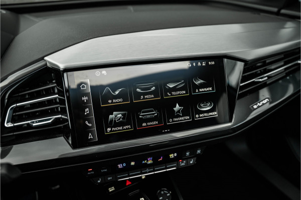 Audi Q4 e-tron 50 quattro S edition 77 kWh Matrix, ACC, Panorama, trekhaak