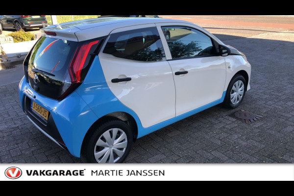 Toyota Aygo 1.0 VVT-i x-fun