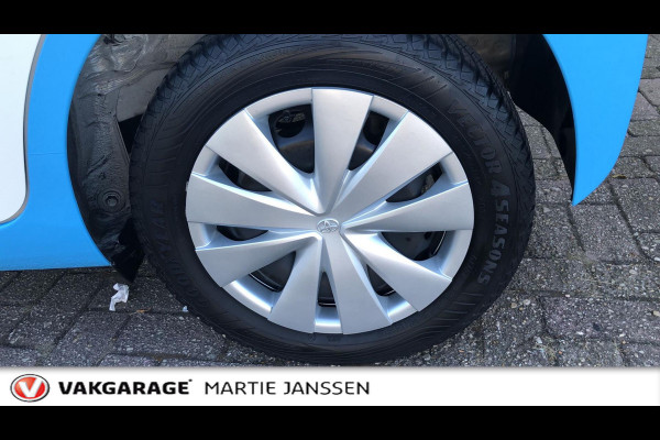 Toyota Aygo 1.0 VVT-i x-fun