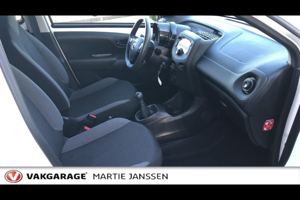 Toyota Aygo 1.0 VVT-i x-fun