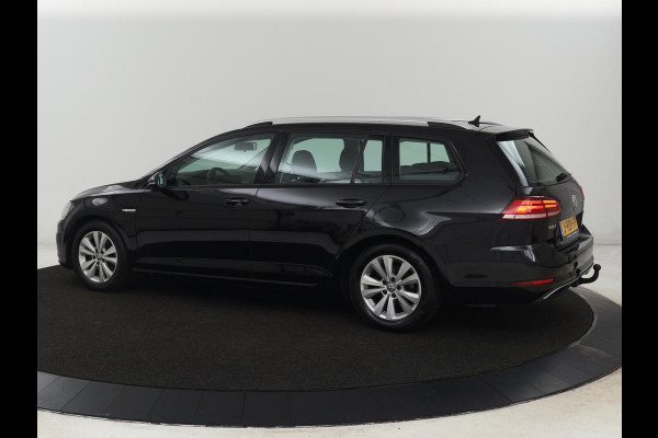 Volkswagen Golf 1.5 TSI Comfortline Business | Trekhaak | Stoelverwarming | Massage | Carplay | Navigatie | Parkeerhulp | Adaptive cruise | Climate control | LED | Bluetooth