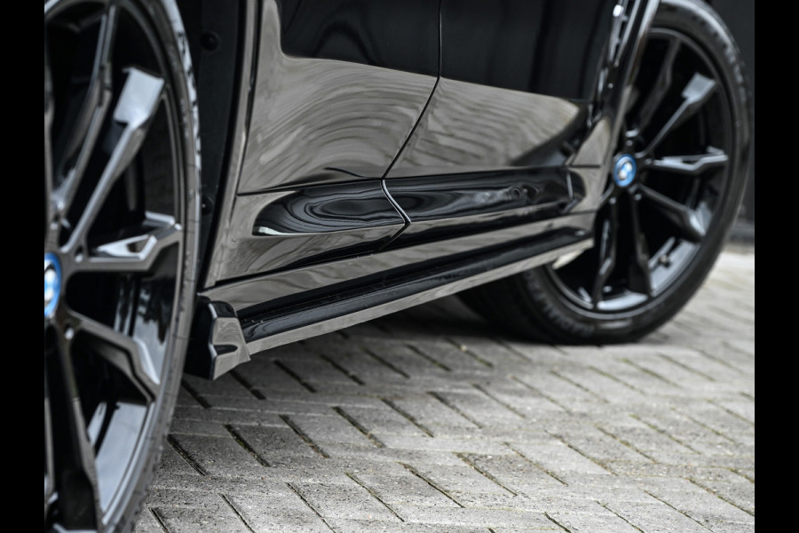 BMW X3 xDrive30e HIGH EXECUTIVE | M-SPORT | PERFORMANCE SEATS | FULL-STYLING | PANORAMADAK | HEAD-UP | HARMAN/KARDON | AMBIANCE INTERIE