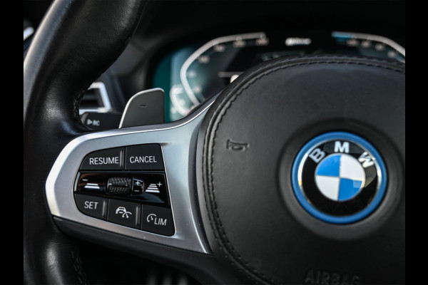 BMW X3 xDrive30e HIGH EXECUTIVE | M-SPORT | PERFORMANCE SEATS | FULL-STYLING | PANORAMADAK | HEAD-UP | HARMAN/KARDON | AMBIANCE INTERIE