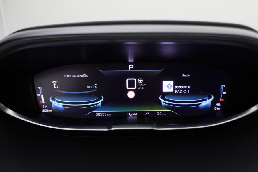 Peugeot 3008 1.6 HYbrid 225 GT Panoramadak, ACC, Camera, Apple Carplay, Sfeerverlichting, LED, DAB, 18''