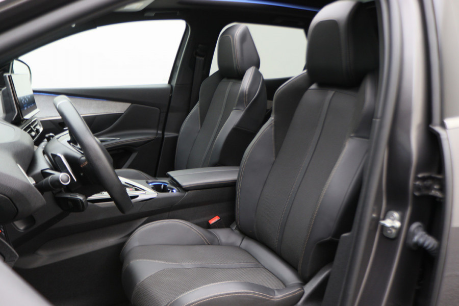 Peugeot 3008 1.6 HYbrid 225 GT Panoramadak, ACC, Camera, Apple Carplay, Sfeerverlichting, LED, DAB, 18''