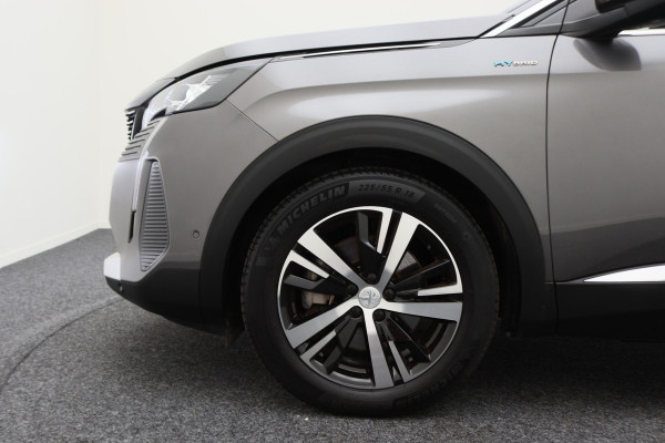 Peugeot 3008 1.6 HYbrid 225 GT Panoramadak, ACC, Camera, Apple Carplay, Sfeerverlichting, LED, DAB, 18''