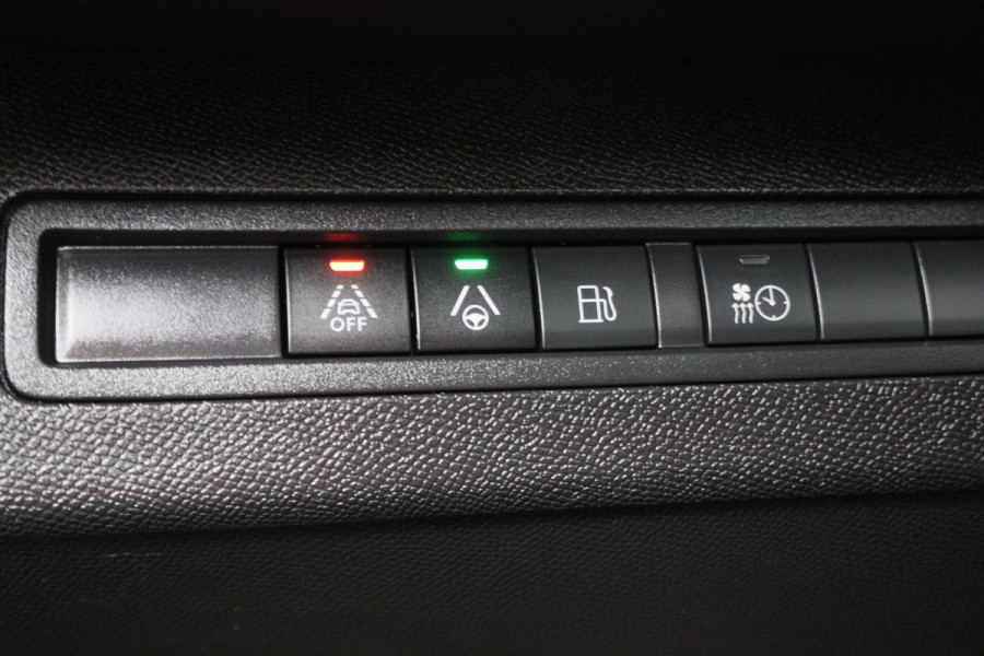Peugeot 3008 1.6 HYbrid 225 GT Panoramadak, ACC, Camera, Apple Carplay, Sfeerverlichting, LED, DAB, 18''