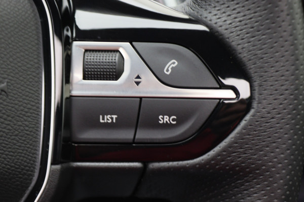 Peugeot 3008 1.6 HYbrid 225 GT Panoramadak, ACC, Camera, Apple Carplay, Sfeerverlichting, LED, DAB, 18''