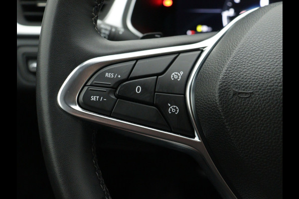 Renault Captur Mild Hybrid 140PK Techno | CAMERA | NAVI GROOT / STOELVERW / 1500KG trekgewicht