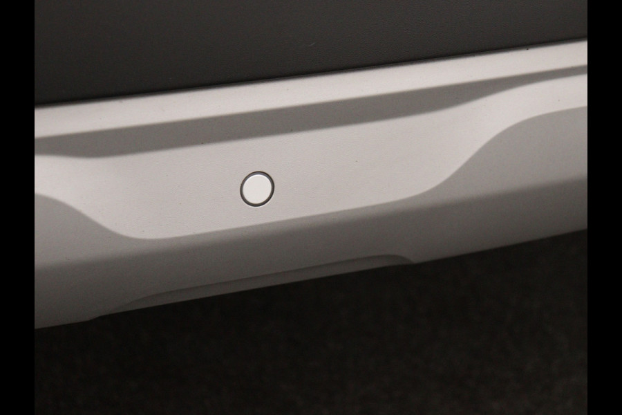 Renault Captur Mild Hybrid 140PK Techno | CAMERA | NAVI GROOT / STOELVERW / 1500KG trekgewicht