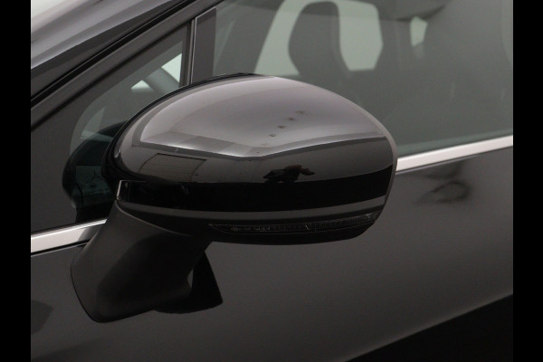 Renault Captur Mild Hybrid 140PK Techno | CAMERA | NAVI GROOT / STOELVERW / 1500KG trekgewicht