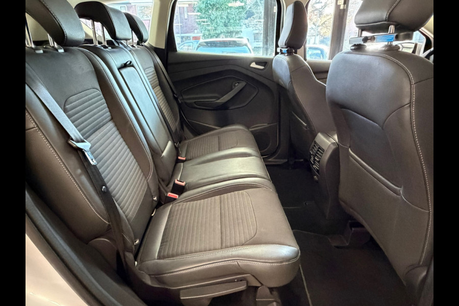 Ford Kuga 1.5 EcoBoost Titanium TREKHAAK NAVIGATIE CAMERA KEYLESS-GO CRUISE PDC AIRCO START/STOP BLUETOOTH