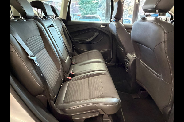 Ford Kuga 1.5 EcoBoost Titanium TREKHAAK NAVIGATIE CAMERA KEYLESS-GO CRUISE PDC AIRCO START/STOP BLUETOOTH